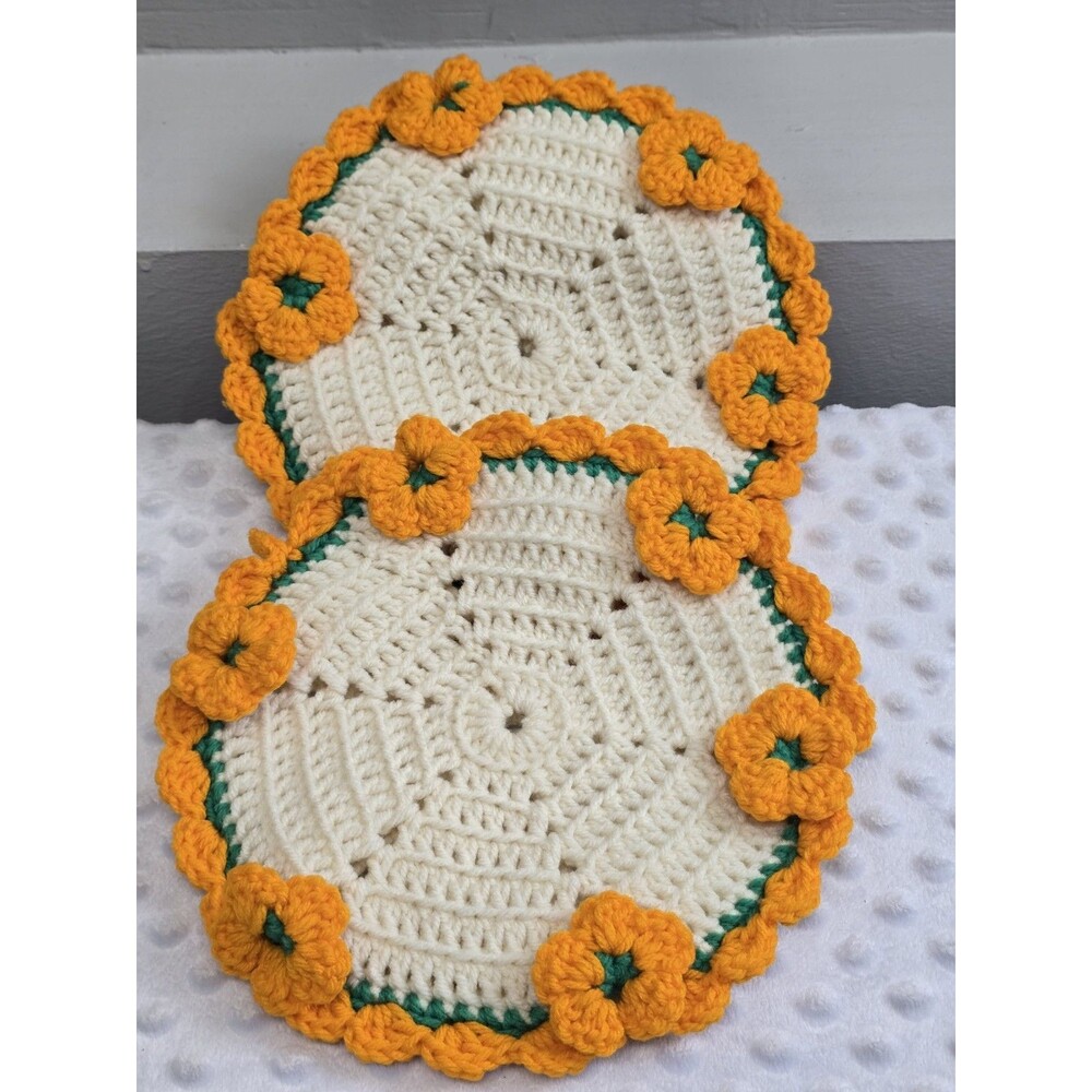 Vintage Crocheted Pot Holder Set Hot Pad Round Autumn Harvest Floral 9" Lot o 2